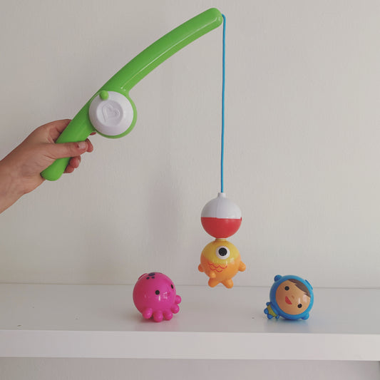 Munchkin Fishin Baby and Toddler Bath Toy